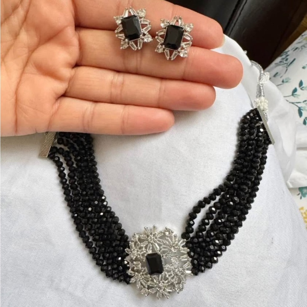 Elegant Black and Silver Choker Set